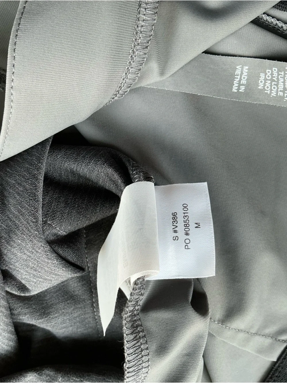 Vuori Fleet Chino Short Charcoal 8” Inseam Men’s Medium - Picture 8 of 8